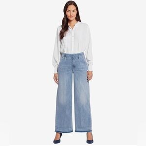 New High Rise Mona Trouser in State. Size 6